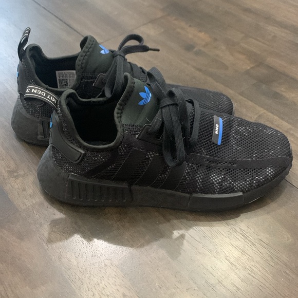 Adidas NMD black with blue accent. Men’s size 8. Like new condition. - Picture 6 of 6